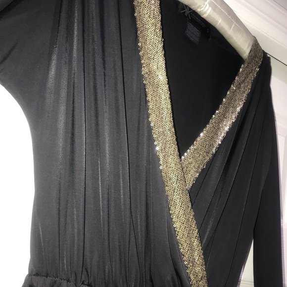 Black stretchy romper with sequins perfect for NYE - Picture 4 of 4